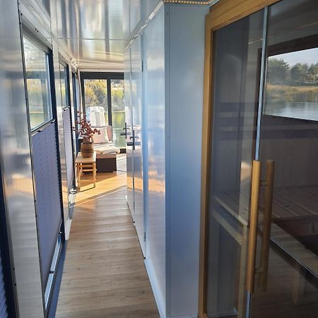 Elsterheide Schwimmendes Ferienhaus Silent מראה חיצוני תמונה